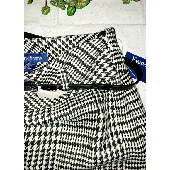 Evan Picone Houndstooth Slit Front Belted Skirt - Blk/Ivory - Picture 9 of 16